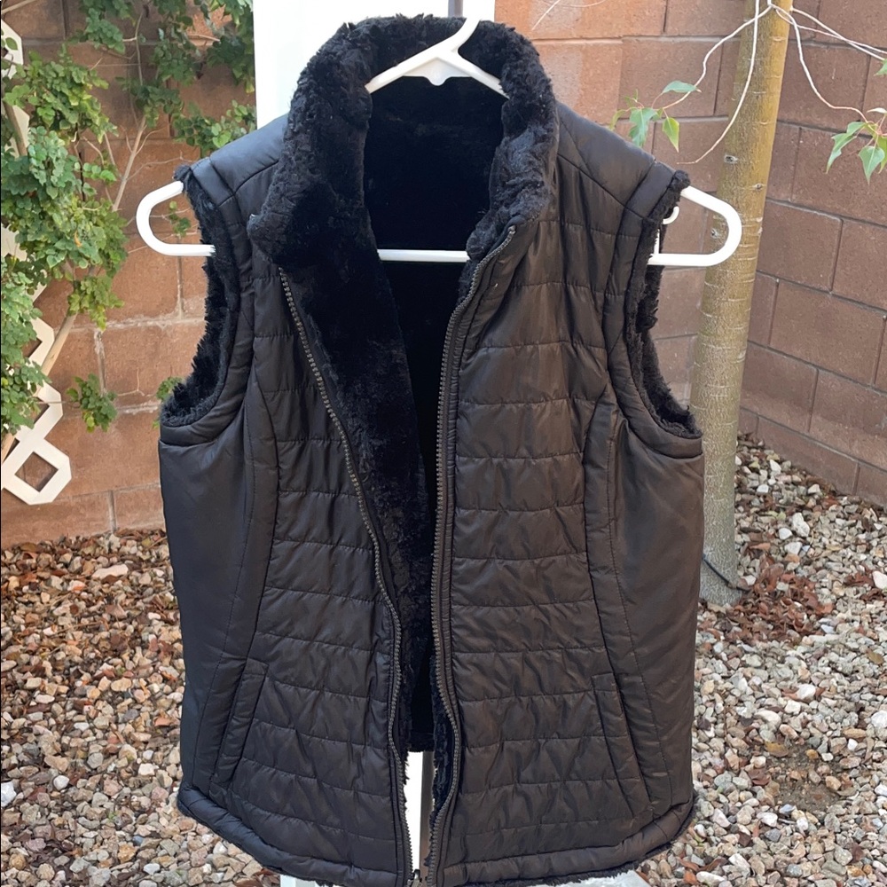 Black Quilted Sleeveless Vest